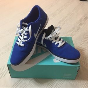 Blue canvas Nike’s